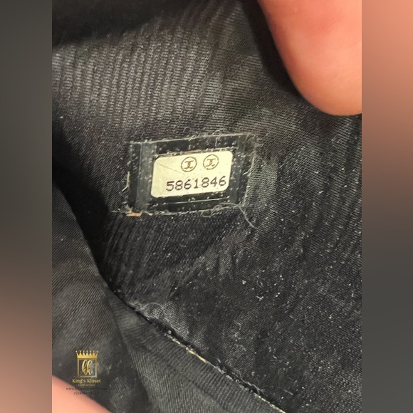 🖤SOLD🖤CHANEL timeless CAVIAR SKIN LEATHER BIFOLD WALLET - Picture 13 of 13